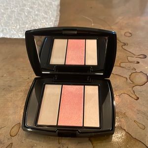 Blush subtitle palette0. 07